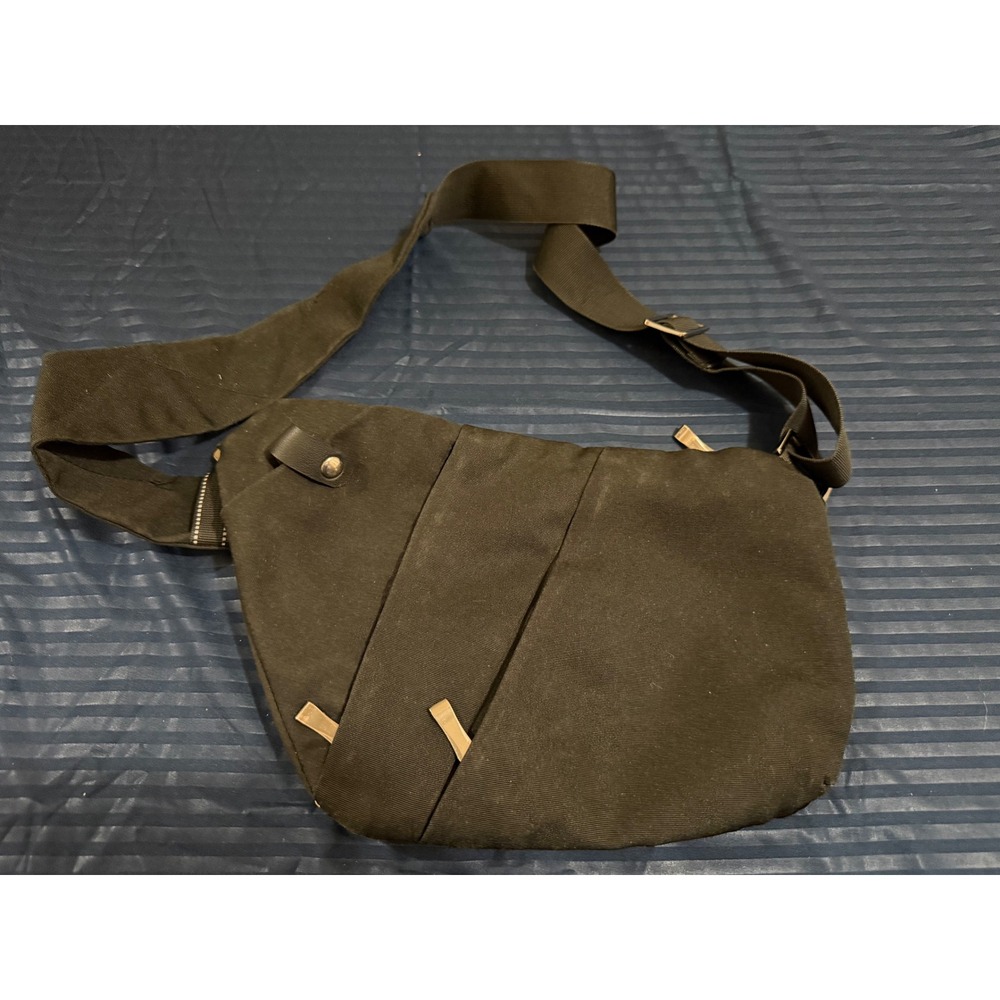 Broadream Black Tactical Crossbody Sling Bag Asymmetrical Slim Chest Pack